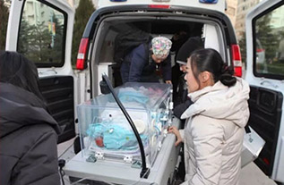 措勒县妇婴监护型护送